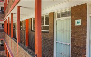 1 Bedroom Apartment in Johannesburg Central