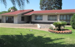 5 Bedroom House in Ashburton