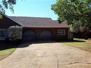 4 Bedroom House in Helikon Park