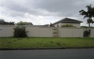 8 Bedroom House in Bunkers Hill
