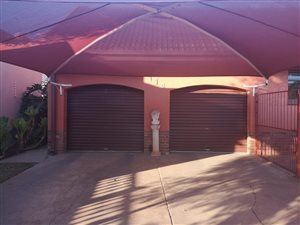 3 Bed House in Flimieda