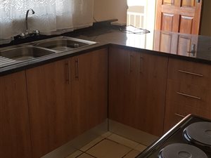 1.5 Bed Apartment in Villieria