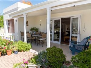 2 Bed House in Hunters Estate