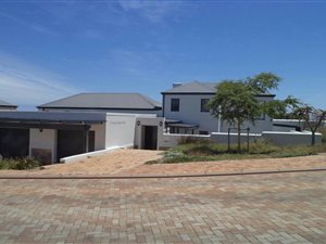 3 Bed House in Atlantic Beach