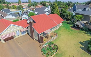 3 Bedroom House in Glen Marais