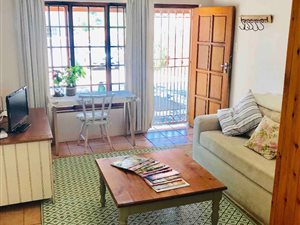 1 Bed Garden Cottage in Parktown North