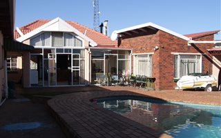 3 Bedroom House in Sunnyridge