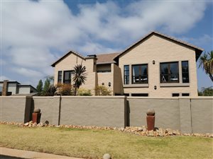 4 Bed House in Midfield Estate