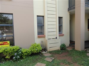 3 Bed Flat in Geelhoutpark