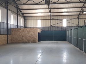 600 m² Commercial space in Monavoni