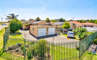 3 Bedroom House in Kempton Park West