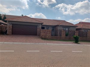 3 Bed House in Bartlett
