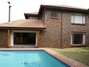 4 Bed Cluster in Boskruin