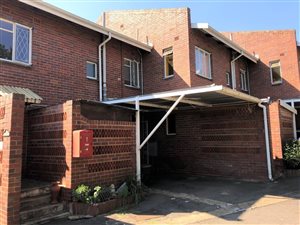 3 Bed Duplex in Pelham