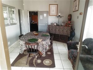 2 Bed House in Nigel Central