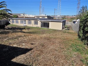 6 Bed House in Illiondale