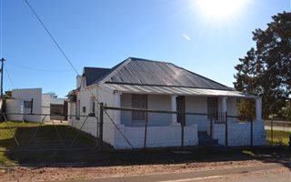 3 Bedroom House in Albertinia