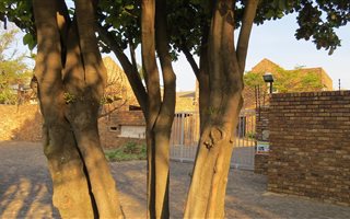 2 Bedroom Townhouse in Sunninghill