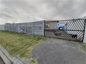 4 Bed House in Ruyterwacht
