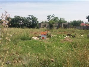 1500 m² Land available in Vereeniging