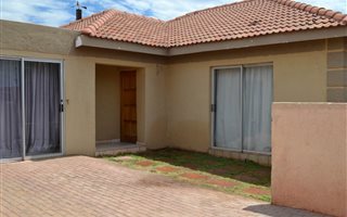3 Bedroom Townhouse in Kathu