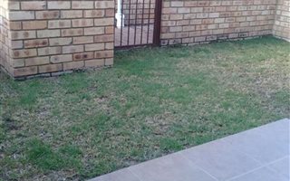 1 Bedroom Apartment in Vaalpark