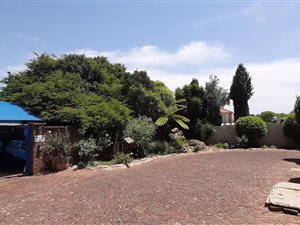 4 Bed House in Linden