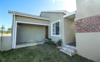 3 Bedroom House in Salisbury Park