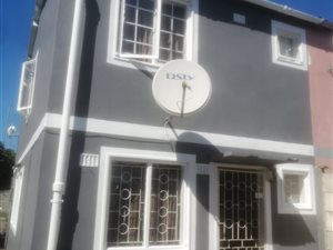 3 Bed House in Newlands East