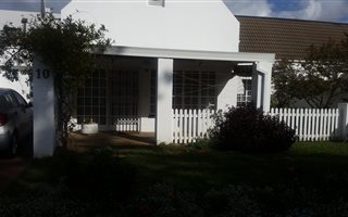 2 Bedroom Townhouse in Stellenbosch Central