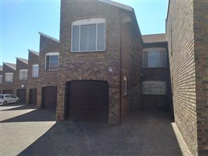 3 Bed Townhouse in Brackendowns