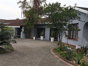 4 Bed House in Veld En Vlei