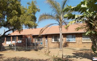 8.5 ha Farm in Nigel