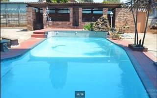 4 Bedroom House in Petersfield