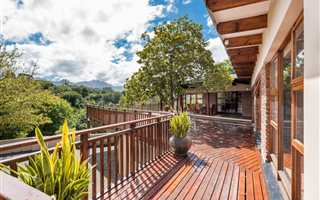 4 Bedroom House in Bergsig