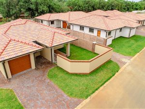 2 Bedroom Cluster in Comet