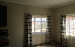 2 Bedroom House in Lydenburg