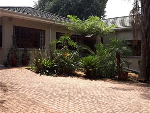 4 Bedroom House in Roosevelt Park