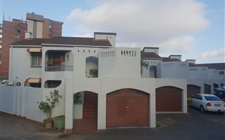 3 Bedroom Townhouse in Amanzimtoti