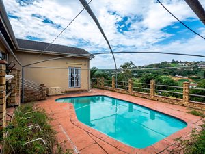 4 Bed House in La Mercy