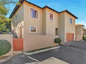 4 Bed Townhouse in Craigavon AH