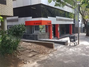 212 m² Office Space in Rosebank
