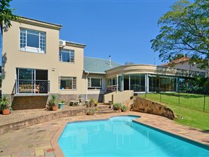 6 Bed House in Glenhazel