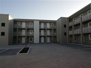 2 Bed Apartment in Eersterivier