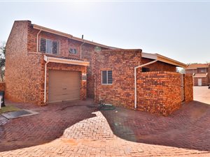 3 Bed Duplex in Villieria