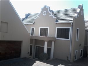 3 Bed House in Kensington