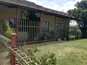 1.7 ha Farm in Randfontein