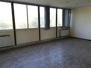 329 m² Commercial space in Eastgate