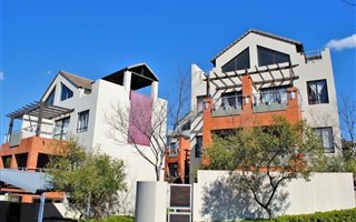 1 Bedroom Apartment in Paulshof