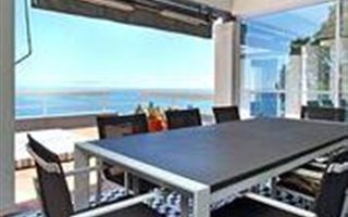 5 Bedroom House in Clifton